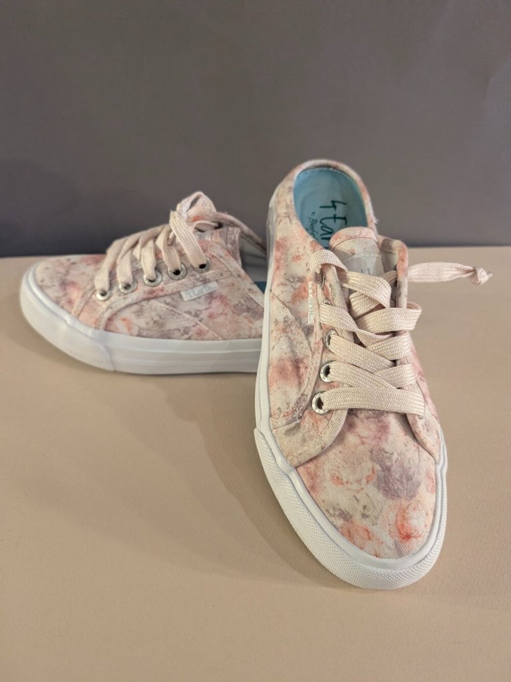 Blowfish 4Earth Watercolor Canvas Sneakers Women's Size 7.5
